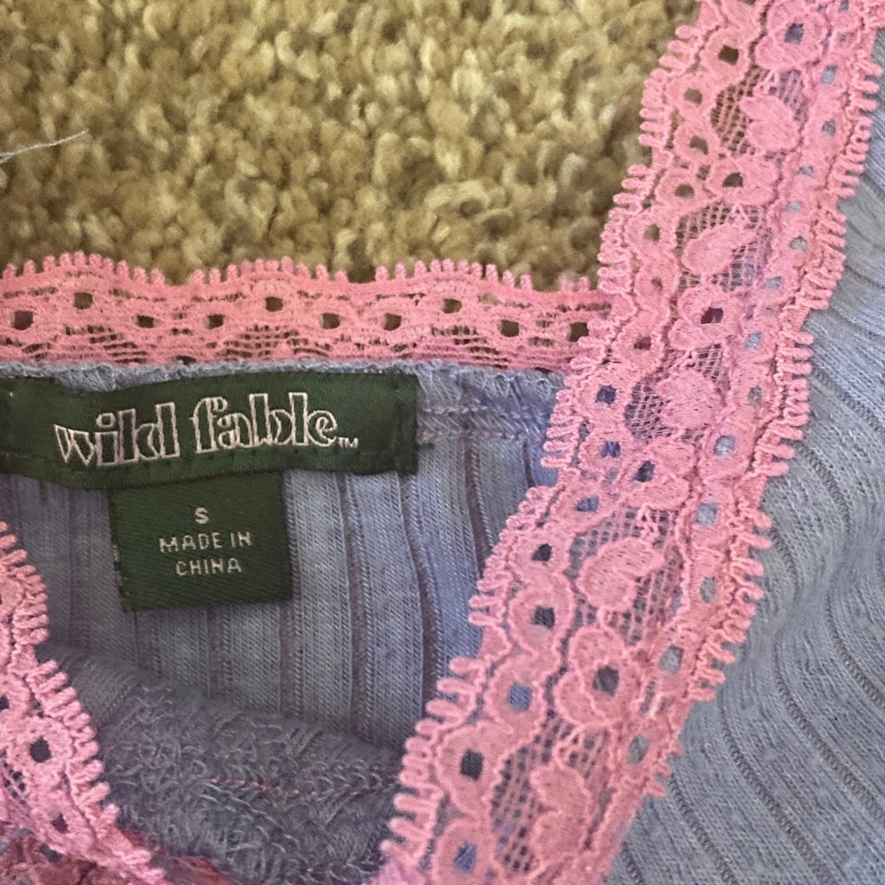 Wild Fable Lavender Top with Pink Lace - Picture 2 of 4